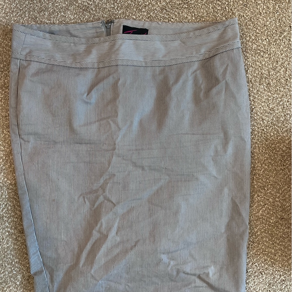 Torrid pinstriped pencil skirt
